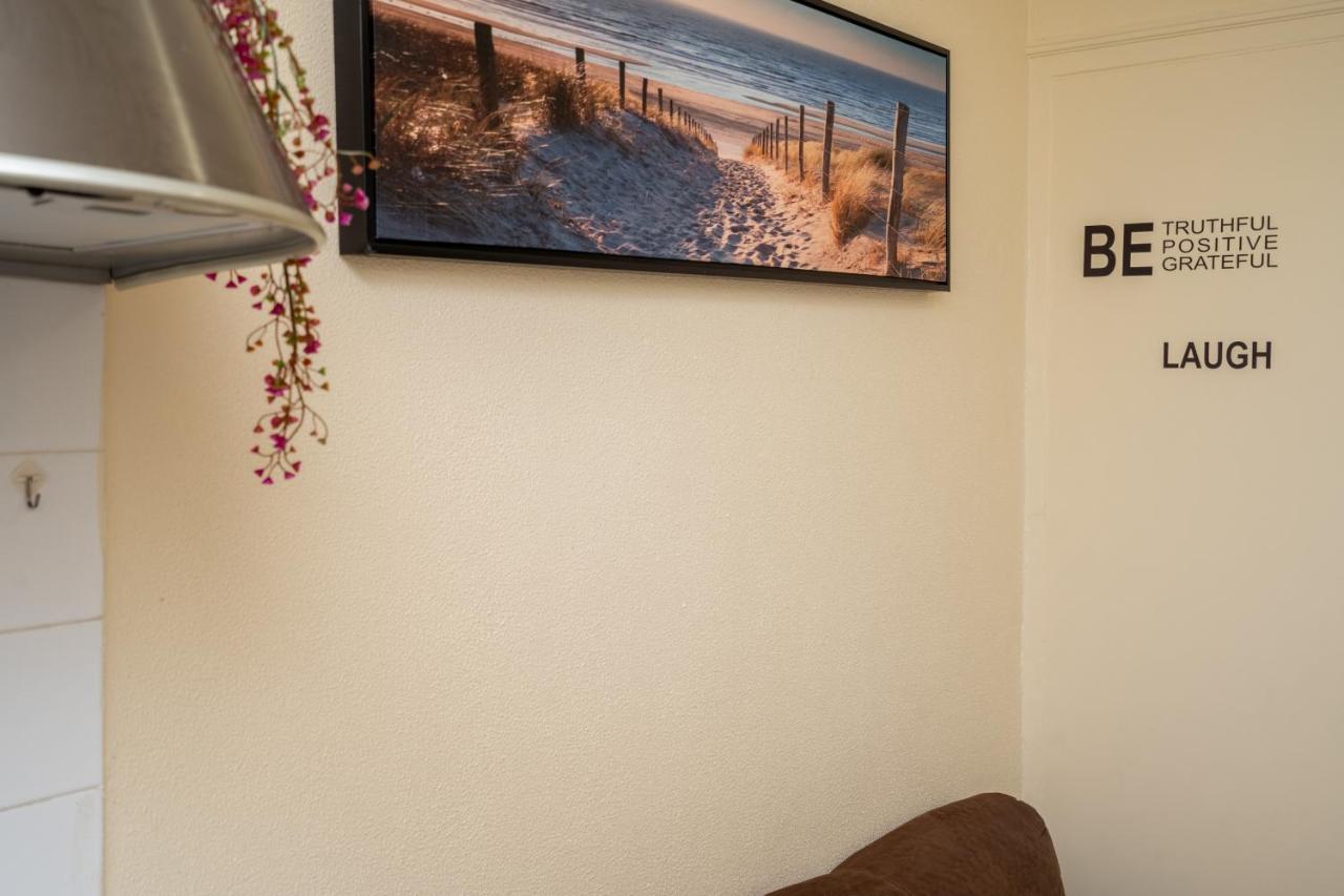 Cozy One Bedroom Apt In Historic Location - Carmo Lisabona Exterior foto